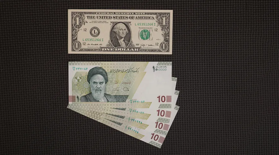 US Dollars to Iranian Rials Exchange Rate
